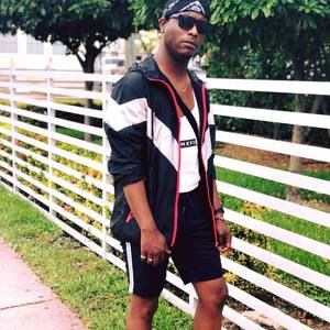 Meet your Posher, Wayne